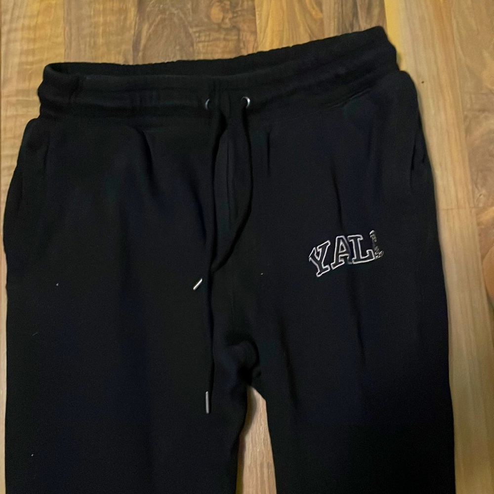 Yale black sweatpants